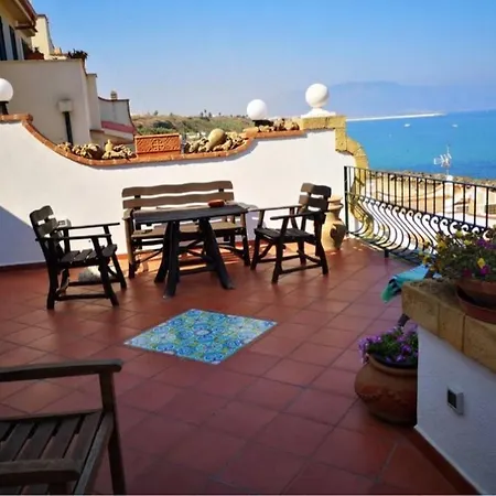 Adele * Trappeto (Sicily)